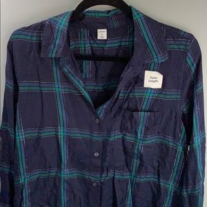 Tunic length plaid long sleeve blouse